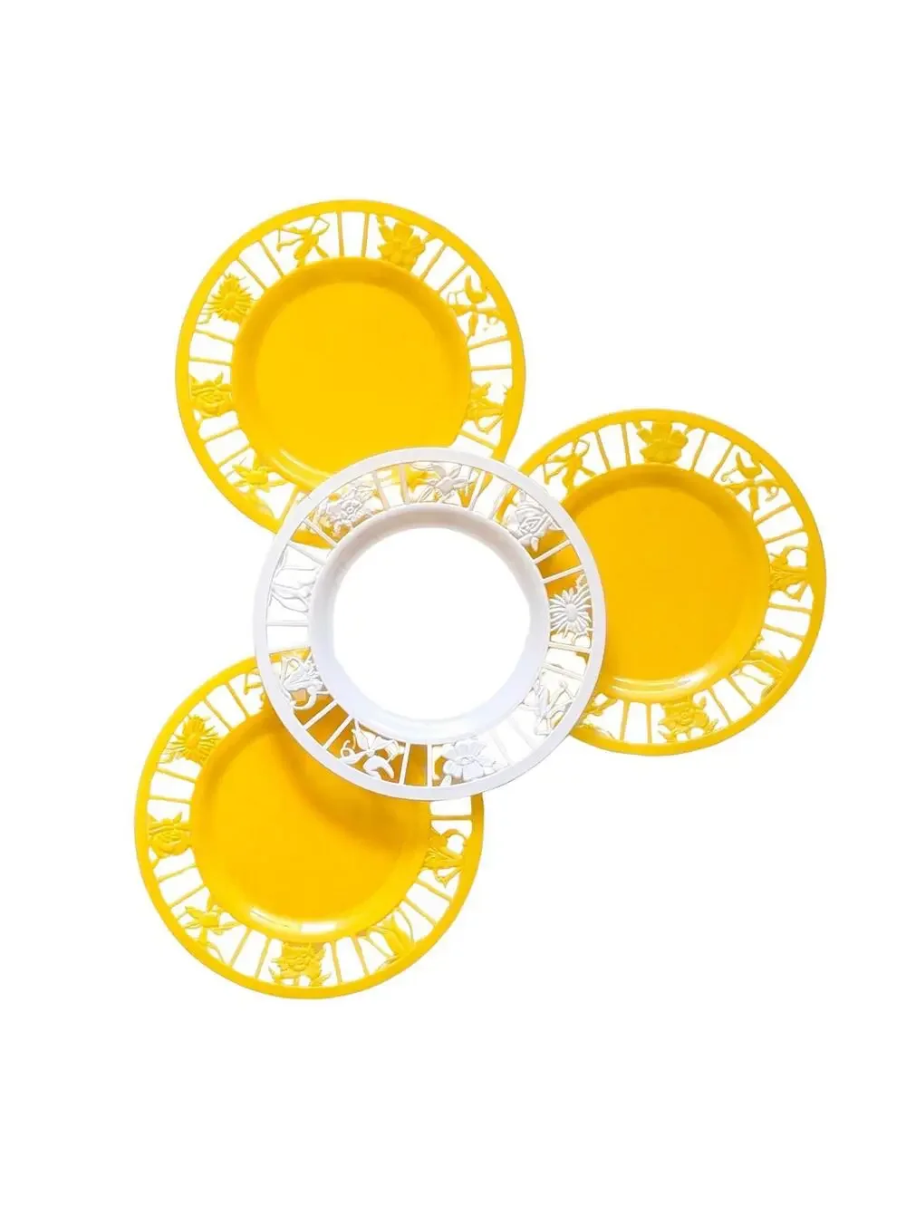 MCM Vintage Plastic Luncheon Plate Holders - Picnic Plates